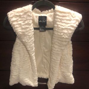 Cream fleece girls vest